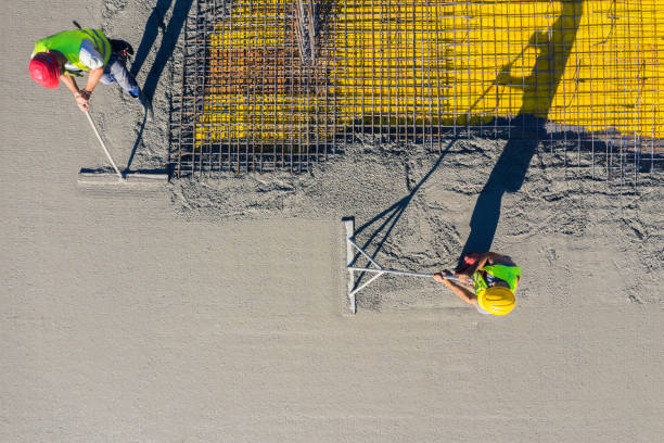 Best Custom Concrete Contractor  in Lakewood Park, FL